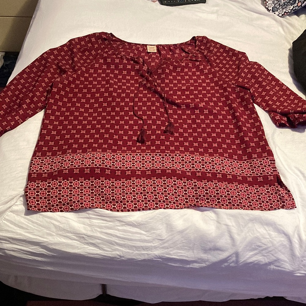3/4 shirt.